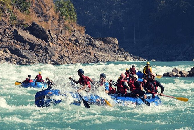 24 km White water rafting expedition in Rishikesh - 24 km on the Ganges: what the rafting run is like