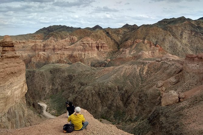 4-Day Private SUV Tour from Almaty - The most beautiful Sights - Day 2: Martian Chalk Mountains and Ridgeline Trekking