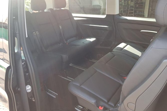 Almaty Airport Transfer Mercedes V-Class - Who this transfer fits best
