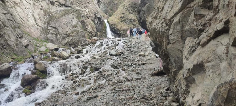 Almaty: Falconry show and Big Almaty Gorge - The Ayusai Waterfall mini-hike: short, scenic, and worth the effort