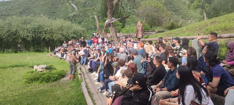 Almaty: Falconry show and Big Almaty Gorge - From Abay Street to the mountains: the ride that sets the tone