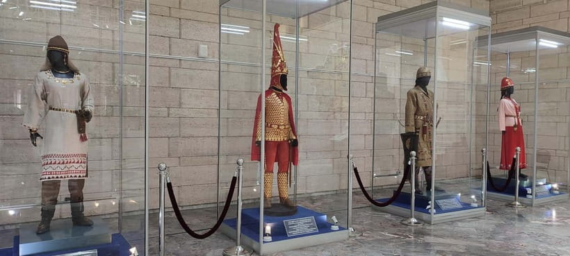 Almaty: Full Day City Tour with Lunch and Museum Tickets - Lunch at a local Kazakh restaurant: the taste break you need