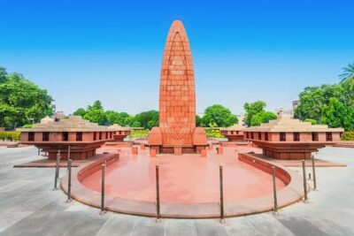 Amritsar 1 Day Tour (Golden Temple, Jallianwala Bagh, Wagah Border & Shopping) - Jallianwala Bagh: a sobering counterpoint to the calm