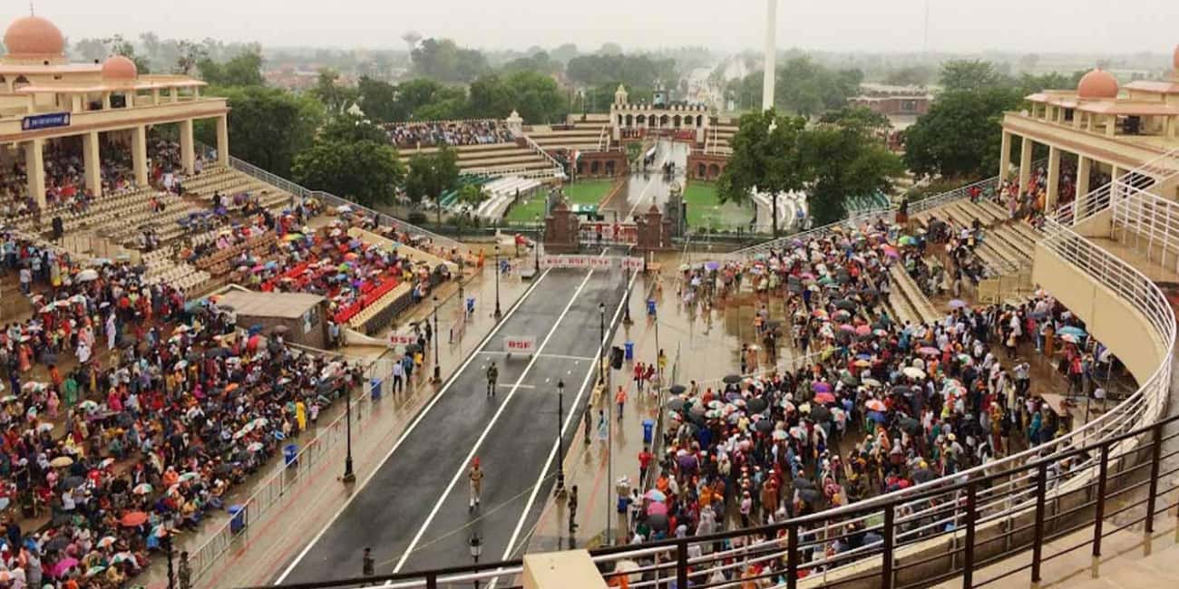 Amritsar: Full-Day Private Sightseeing Tour w/ Wagah Border - Jallianwala Bagh: bullet marks, a small museum, and respect