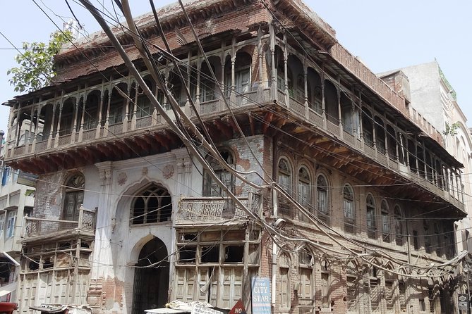 Amritsar Heritage Walk - Entering the old city near Town Hall Road