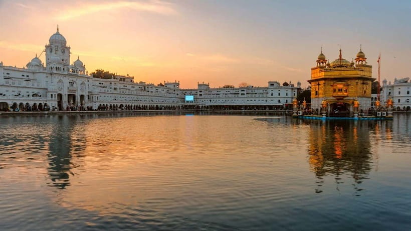 Amritsar: Small Group 3 hour Guided Heritage Walk - Town Hall: Your 1866 starting line