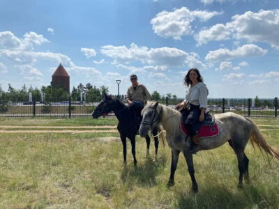 Astana: 2-Day 1-Night Ranch Stay & Tour Historic Mausoleum - Day 1: Taiburyldyn Shabysy Ranch, Morning Horse Feeding, and Your First Ride