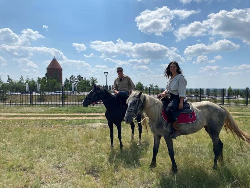Astana: 2-Day 1-Night Ranch Stay & Tour Historic Mausoleum - Day 1: Taiburyldyn Shabysy Ranch, Morning Horse Feeding, and Your First Ride