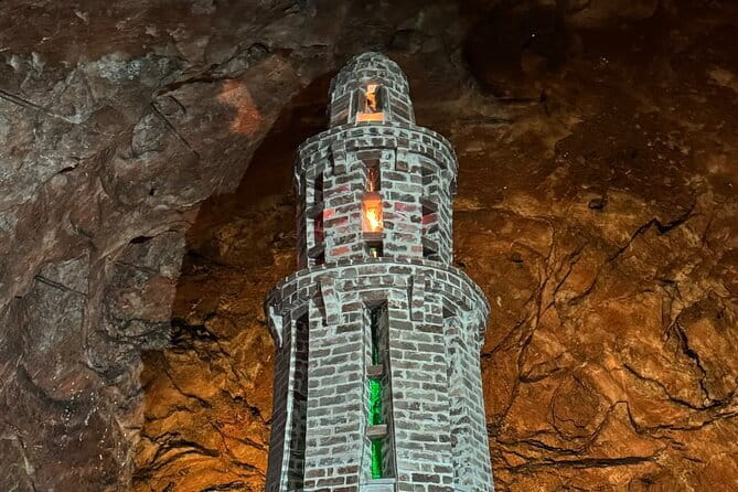 Day Trip Of Salt Mines and Katas Raj From Lahore and Islamabad - Katas Raj Temples: Shiva ponds, bathhouses, and the feeling of a place with memory
