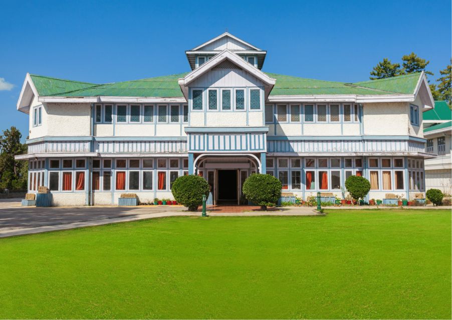 Discover the Colonial Trails of Shimla- Guided Walking Tour - Rashtrapati Niwas (Viceregal Lodge): Shimla’s British-era centerpiece