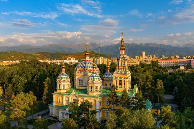 Experience Almaty, Medeu, shymbulak resort and Kok-tobe - Shymbulak: cable car to 3200m and time to actually enjoy the mountain
