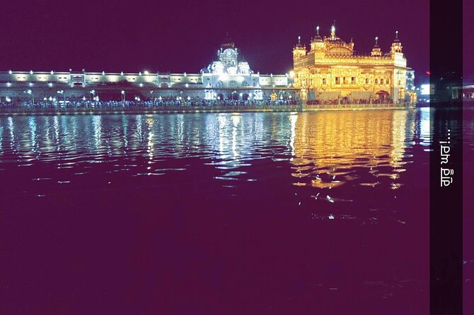 Golden Temple Tour and Jaliawala bagh an Wagah border - A traditional walk around the Golden Temple: monuments, sub-temples, and what to watch for