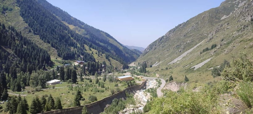 Hiking to the magical Big Almaty Lake - The Big Almaty Lake Moment: Where the Color Show Happens
