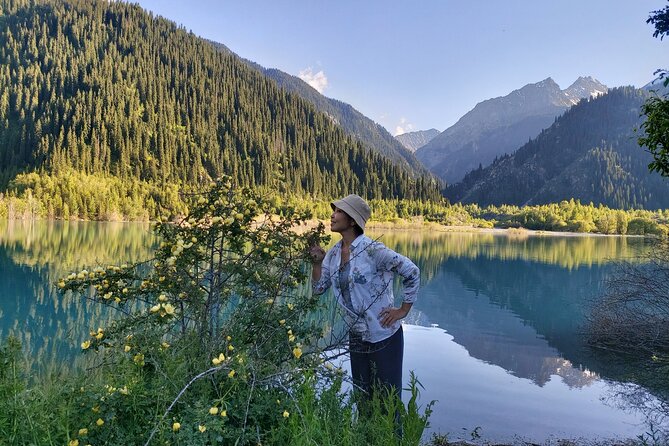 Issyk lake half - day tour - Picnic request and cafe snacks: how to eat without wasting time