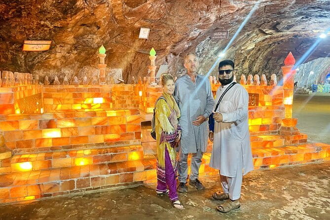 Katas Raj Temple and Khewra Salt Mines in Kalar Kahar Day Tour - The guide factor: professionalism that keeps a tight day on track