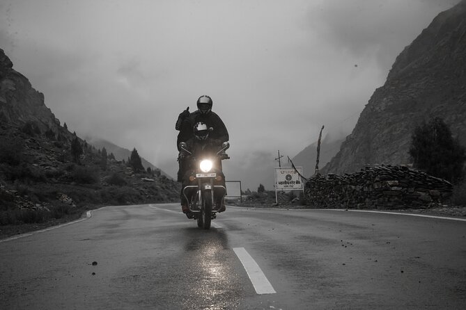 Leh Ladakh Motorcycle Tour - 7 Days Of Ultimate Thrill - Changla Pass and the Monastery Trio Near Leh