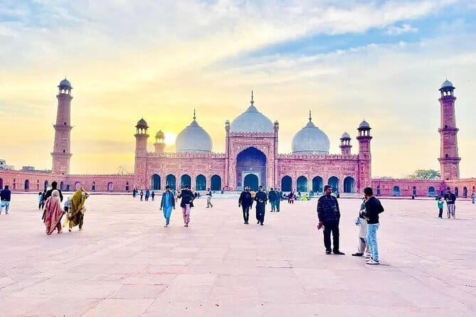 Private Guided Lahore City Full Day Tour - Lahore in One Day: What This Private Tour Really Delivers