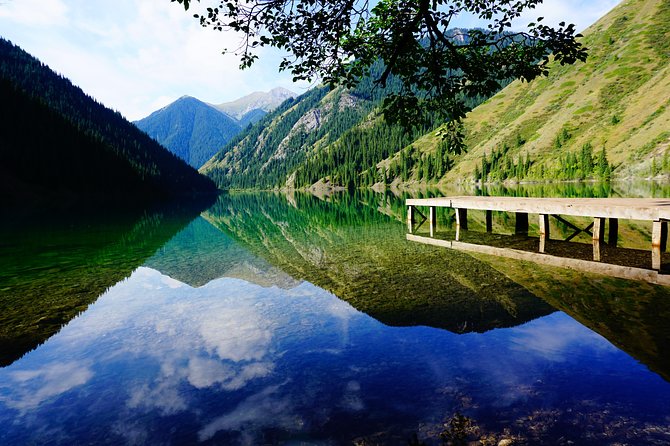 Private tour Almaty Region 3 days with Silktravel - Day 1: From Kapshagai Reservoir to Aktau and Katutau