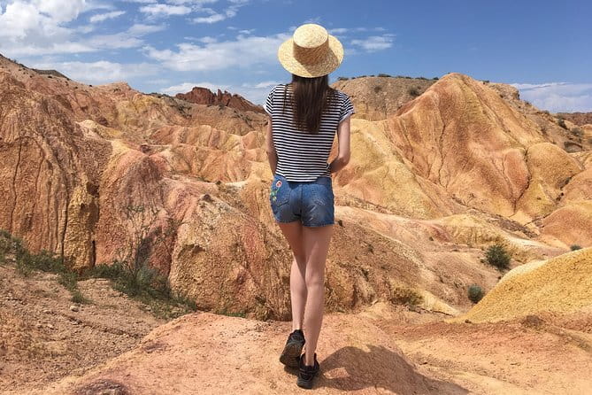 Private tour from Almaty 6 days in Kazakhstan and Kyrgyzstan - Day 3: Zhety-Oguz Red Rocks and the Canyon Fairy Tale walk