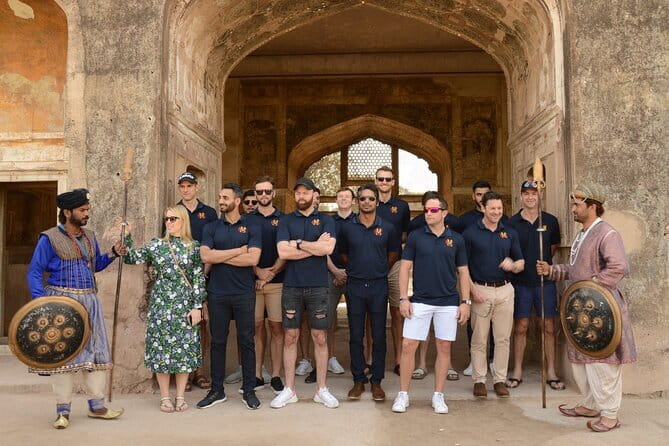 Private Tour: Lahore Full Day Customized Guided Trip - Lahore Museum and Shalimar Bagh: heritage with room to see