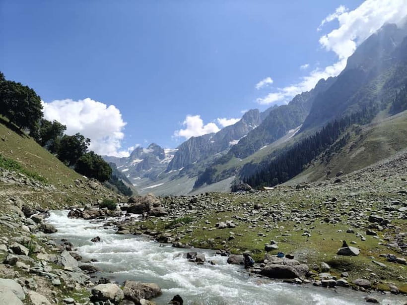 Srinagar: Sonamarg Day Tour - The Golden Meadow Adventure - Should You Book This Sonamarg Golden Meadow Day Trip?