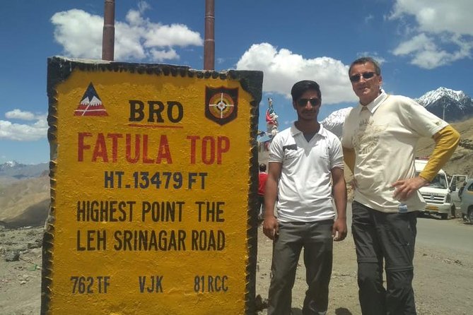 Srinagar To Leh, Ladakh Taxi (One way Transfer) - The Real Itinerary: Day 1 from Srinagar Airport to Kargil