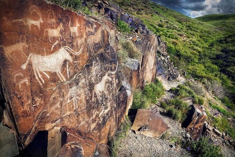 Tanbaly Gorge: Ancient Petroglyphs UNESCO Site Day Tour - Key things to know before you go
