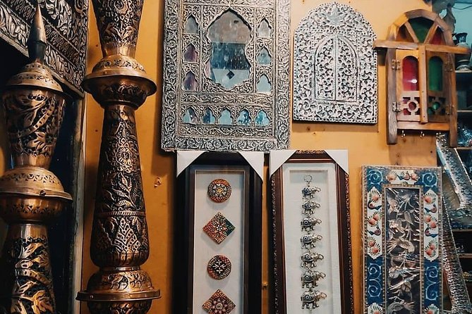Visit Mohatta Palace Zainab market & Burns road - Zainab Market Shopping for Export Rejections and Leather